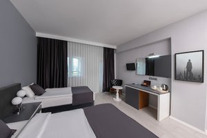 Expo Park Hotel
