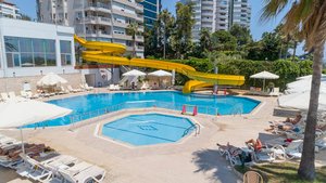 Adonis Otel