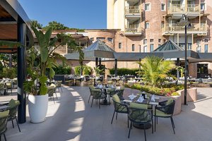 Golf Village Twin