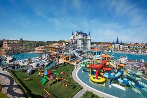 Golf Village Twin