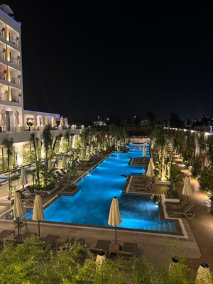 Sy Belek