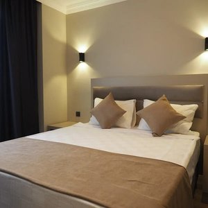 Zenia Otel