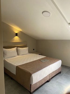 Zenia Otel