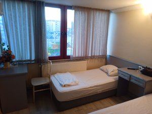 Mut Otel