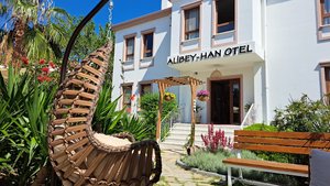 Cunda Alibeyhan Otel