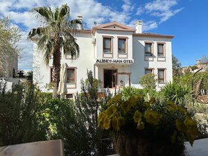 Cunda Alibeyhan Otel