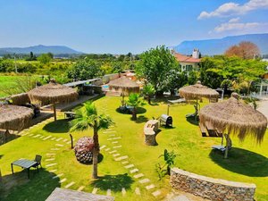 Albizia Boutique Hotel