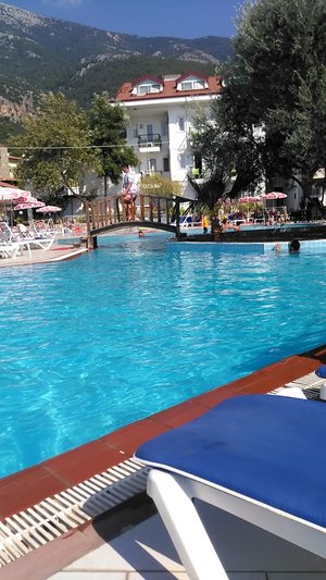 Sunshine Holiday Resort Otel