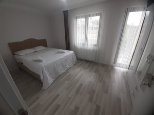 Zingila Apart