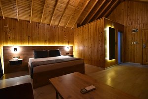 Green Palace Suite Hotel